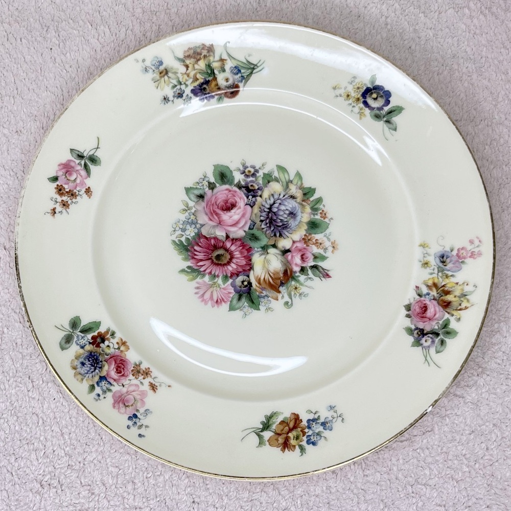 Vintage Continental Ivory Ceramic Side/Salad Plate-Floral-Flower-Traditional-Vtg